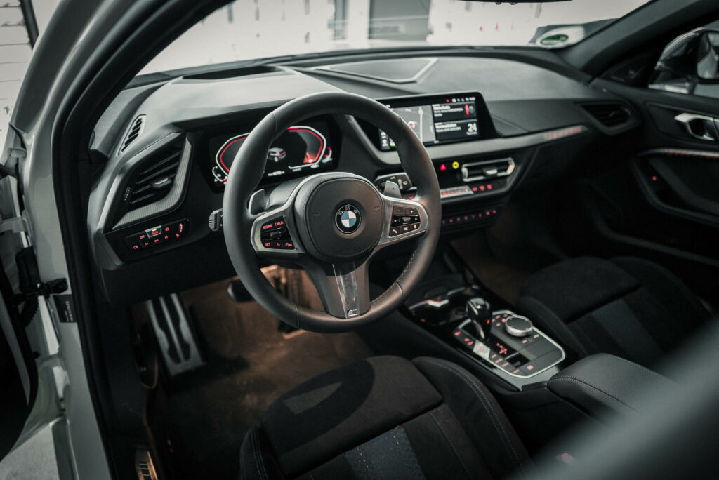 BMW M135i xDrive Innenraum