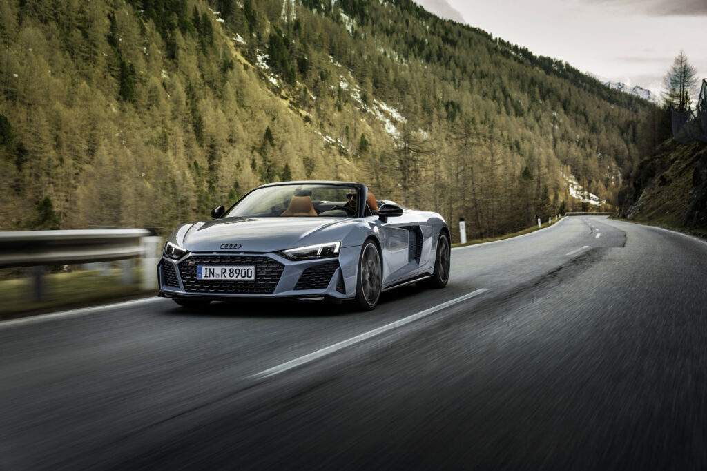 Audi R8 V10 performance RWD Spyder