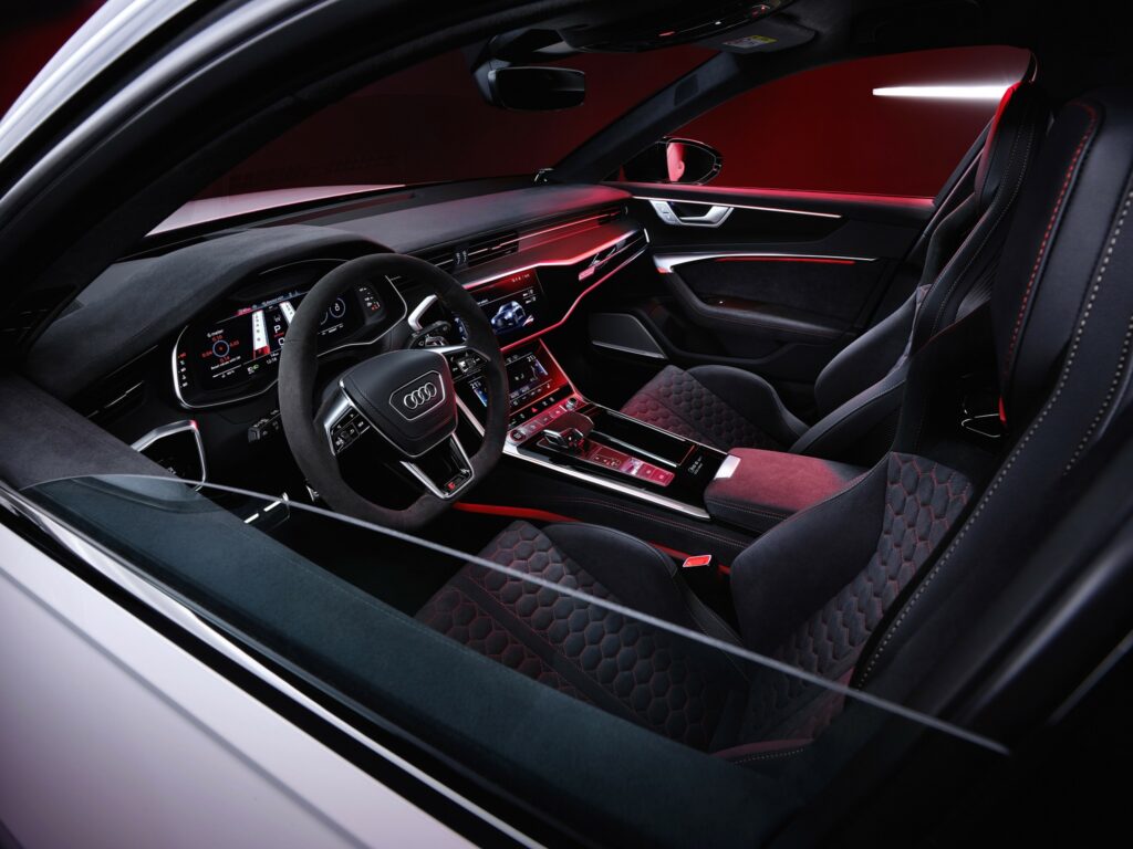 Audi RS 6 Avant GT Blick in den Innenraum