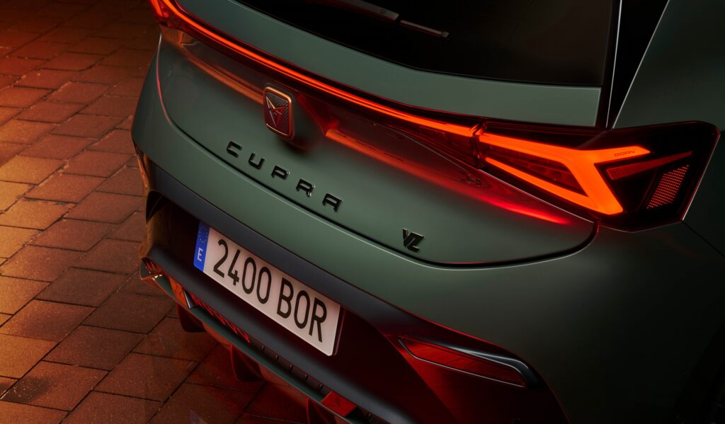 CUPRA Born VZ Heck mit Schriftzug